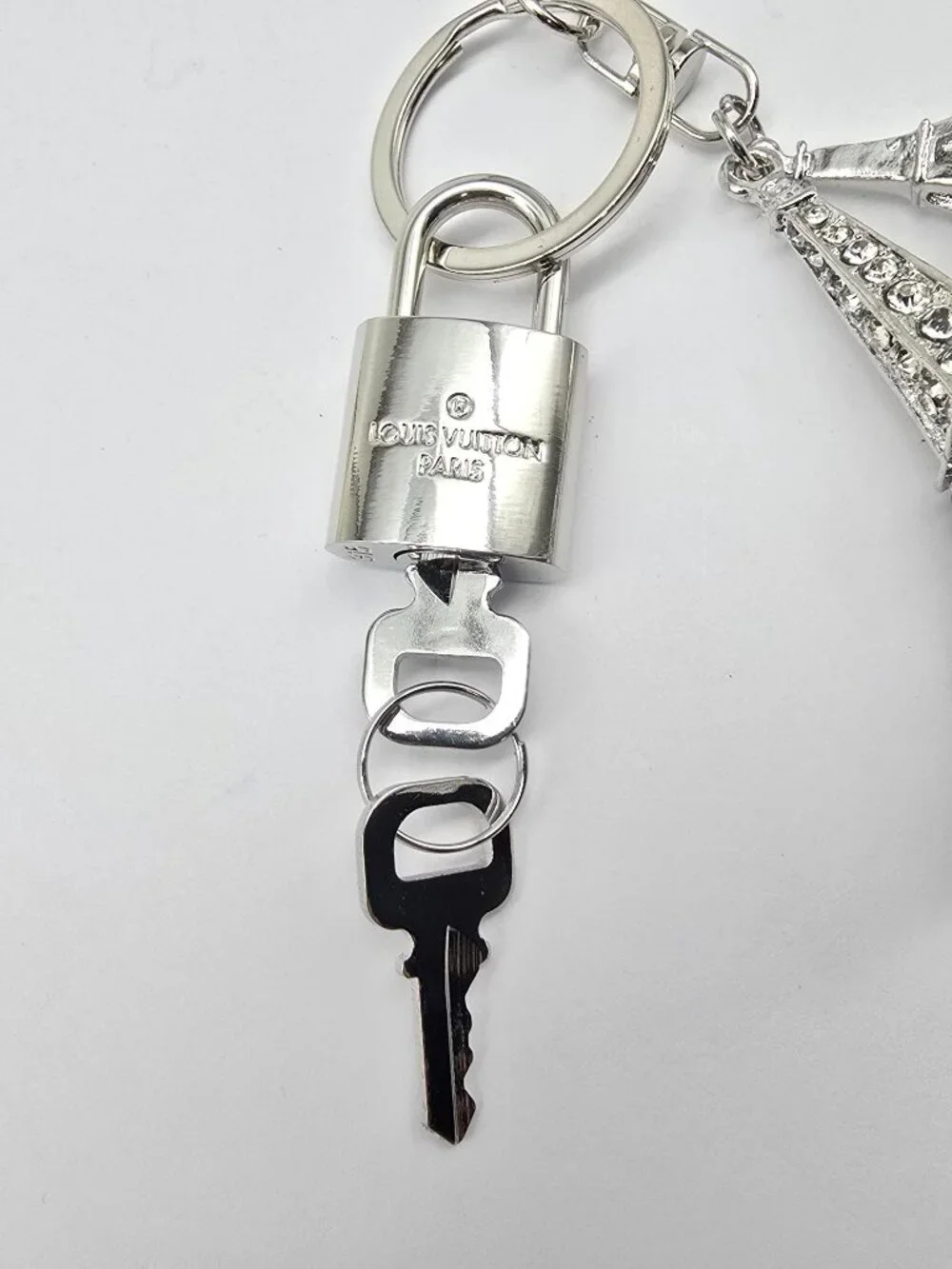 Authentic Louis Vuitton Silver Lock 🔒 Unbranded Eiffel Tower Keychain